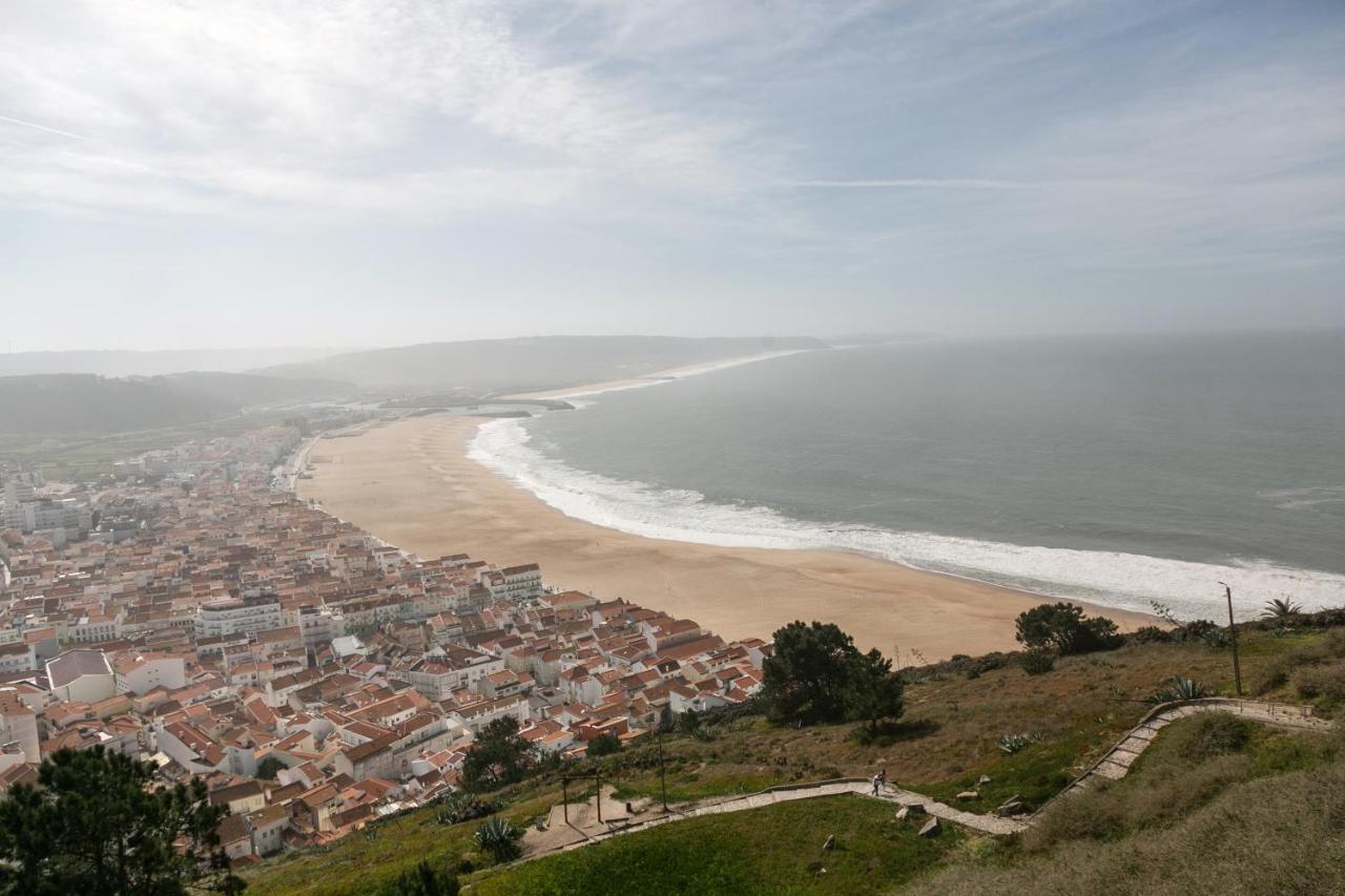 Nazare Top Wave 外观 照片